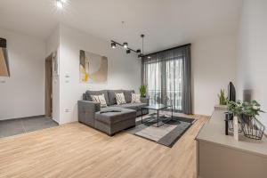 Condo With Balcony @ Downtown Budapest