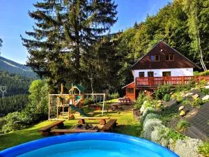 Chata U Vleku Kouty nad Desnou - بيلا بود براديديم