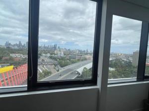 2bedrooms with Amazing City Views - booking18th floor