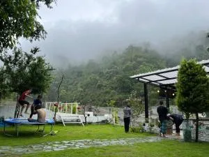 STAY SUKOON Best Resort in Rishikesh - Kāndi