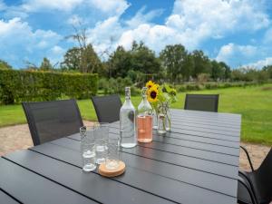 Holiday Home in Reest Valley near Forest & Pond