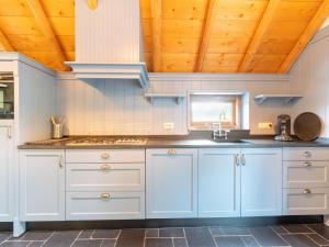 Holiday Home in Reest Valley near Forest & Pond