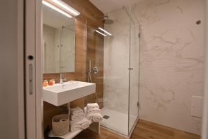 Me Too - Exclusive Apartments