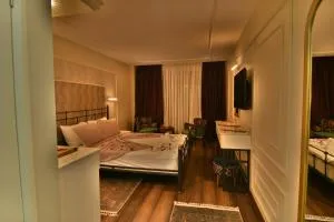 SUR PALACE OTEL - 马尔丁