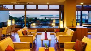 하기 宵待ちの宿　萩一輪 5성급 숙소 로비