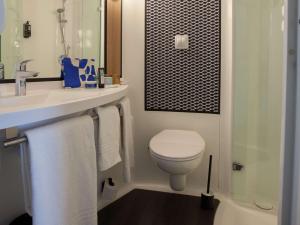 Hotels ibis Cherbourg La Glacerie : photos des chambres