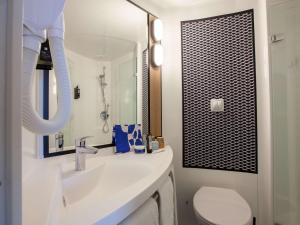 Hotels ibis Cherbourg La Glacerie : photos des chambres