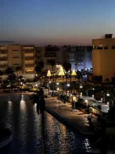 Super appartement avec 5 piscines en résidence