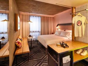 Hotels Mama Shelter Paris West : photos des chambres