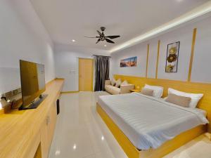 Tagvilla Lagoon Pool Villa in Pattaya 8 Bedroom