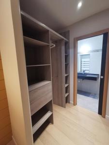 B&B / Chambres d'hotes Chambre dans un joli appartement : Chambre Double