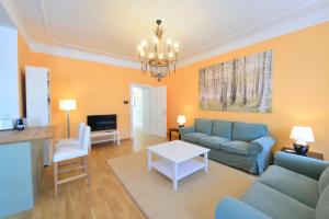 Spacious and Comfy With 3 Bedrooms