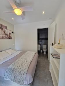 B&B / Chambres d'hotes Mas les jasses Chambre d-hote calme et agreable a la campagne : photos des chambres