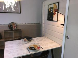 Maisons d'hotes 2 pieces independant avec son jardinet prive : photos des chambres