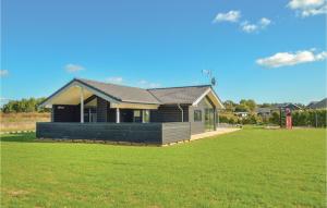 Four-Bedroom Holiday Home In Hadsund