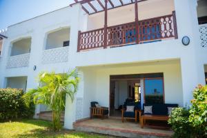 Njakaimba Beachfront Villa.
