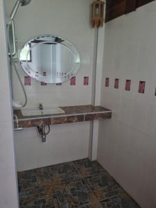 บ้านนางฟ้า เกาะสีชัง Baan Nangfa