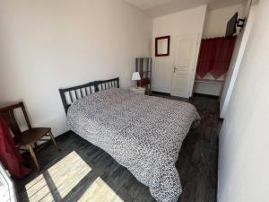 Grand appartement avec terrasse et piscine privée