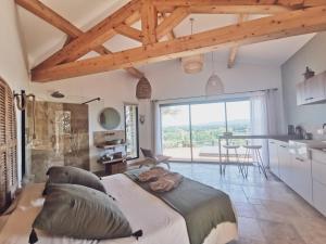 LE CABANON 2.42 - 4hvězdičkové hotely ve městě Le Thor