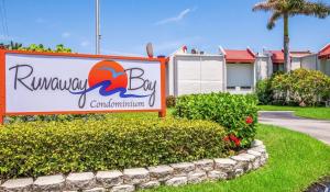 Runaway Bay 212 home
