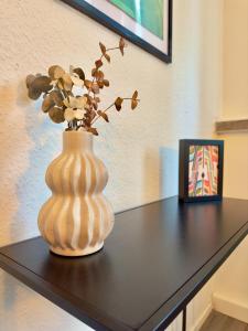 Kaarst-Apt für 4, Zentral, Gemütlich, privater Parkplatz