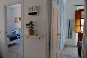 Apartamento en Sevilla Centro con Vistas a la Plaza Alameda de Hércules - Hasta 6 Personas