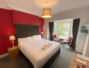 Triple Room room in The Post House formerly The Sunnyside