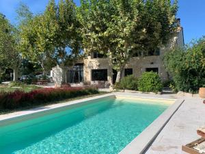 Studio attenant à Mas Provençal avec piscine
