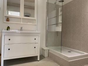 Studio attenant à Mas Provençal avec piscine