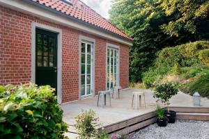 Hus 42