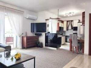 Varkiza Sea View Apartment - Free Parking