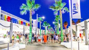 Maisons de vacances Bungalow charmant pres de Vias avec piscine partagee : photos des chambres