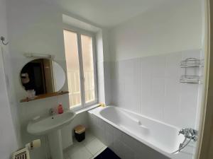Appartements Un moment de Detente au coeur de Vals-les-Bains : photos des chambres