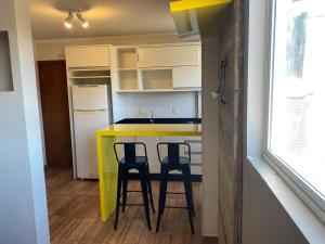 Studio Minimalista Região Central Residencial Padre Kolb 201C