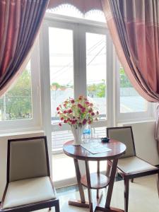 Khách Sạn Sơn Hạ