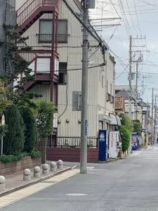 留连之家，隣東京的千葉県市川生活交通便利经济型旅馆、适合家庭游使用！可根据予约配置婴幼儿床及老人推椅。 - 船桥市