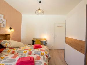 Maisons de vacances Gite Champagnac-de-Belair, 3 pieces, 5 personnes - FR-1-616-336 : photos des chambres