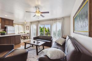 Charming Retreat on West Quince Street condo