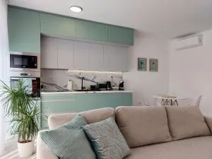 Linden Apartman 001 - Adults Only - Levél