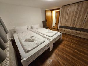 B76, Lauterach, Vorarlberg Apartments
