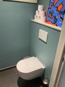 Cosy Penthouse with balcony in city center