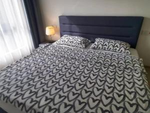 1618 FOREST CITY homestay