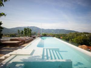 Skypark Laguna Rooftop Pool Apartment near Bang Tao Beach