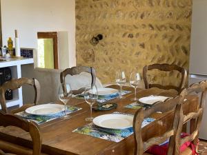 Maisons de vacances Mazet au pied des Alpilles, avec Piscine & Petanque : photos des chambres