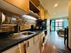 Brand Naithon Condo C411