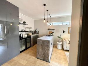 Modern Flat in the Cape Winelands