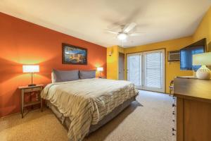 Studio Apartment room in 15 Lodge condo