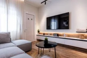 Good times - Luxury Studio Apartments - Monafaklí