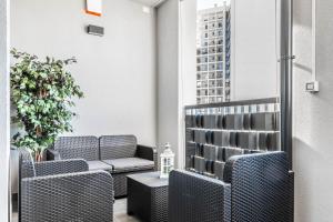 Harmony House - Rho Fiera 6min - Free Parking - Terrace