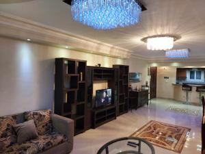 شقه بالقاهرة سوبر لوكس 3 غرف نوم بالقاهرة بالقطامية مدينة نصر Exceptional three bedroom apartment, Palm city Compound, Katamya, Ring Road, Cairo, Egypt